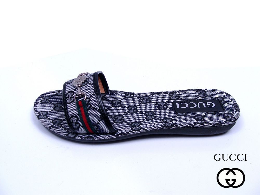 gucci sandals025